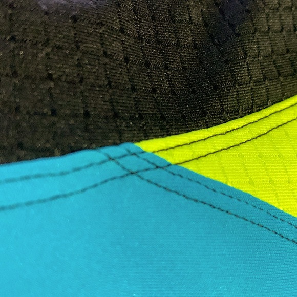 Pearl Isumi Men's Tee Activewear Elite L NWT  Blue Black Stretchy Reflective - Picture 16 of 16